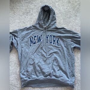 Brandy Melville Oversized New York Hoodie
